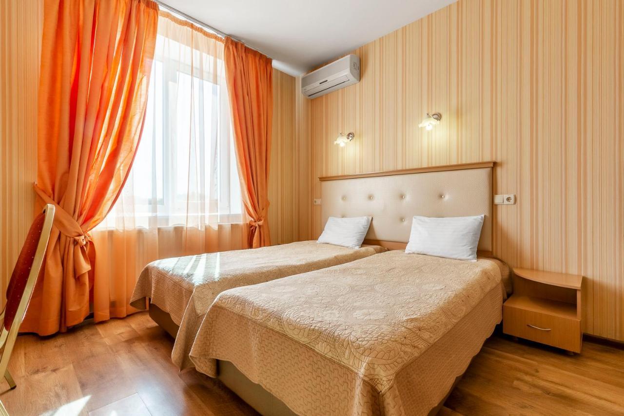 Гостиница Siesta Киев Sofiivska Borshchahivka المظهر الخارجي الصورة